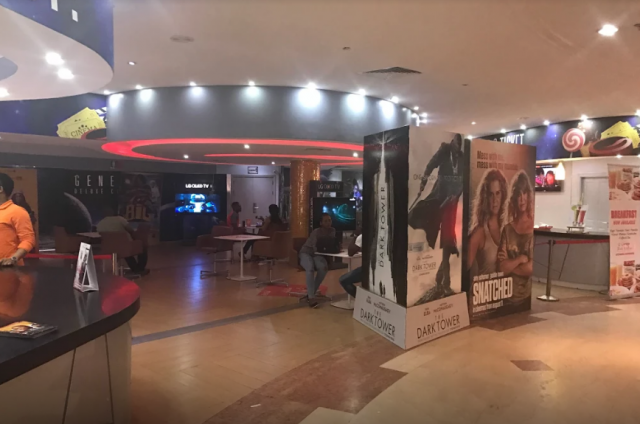 Genesis Deluxe Cinema